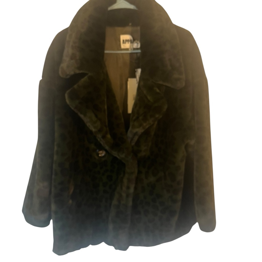 Apparis NWT Women's Dark Leopard Faux Fur Jacket